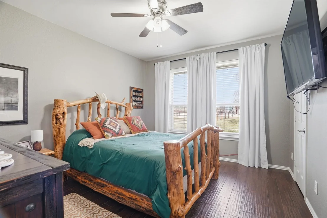 Photo of 333 Meadow Crest Road