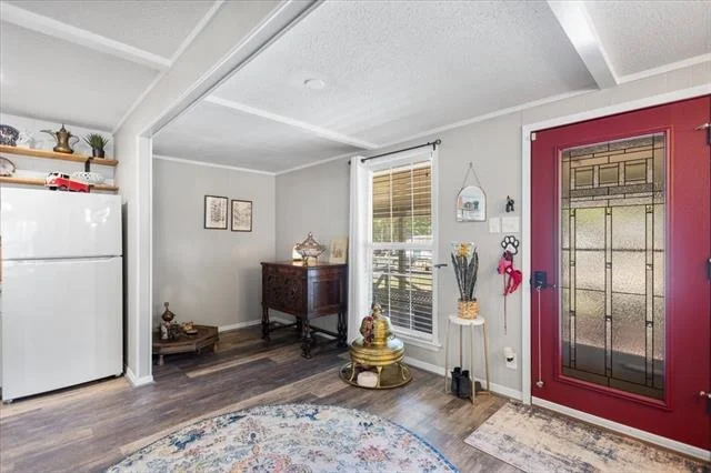 Photo of 333 Lakeview Drive