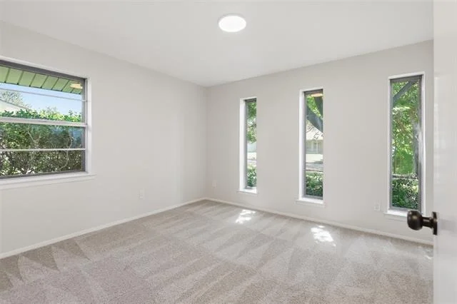 Photo of 8 Green View Circle