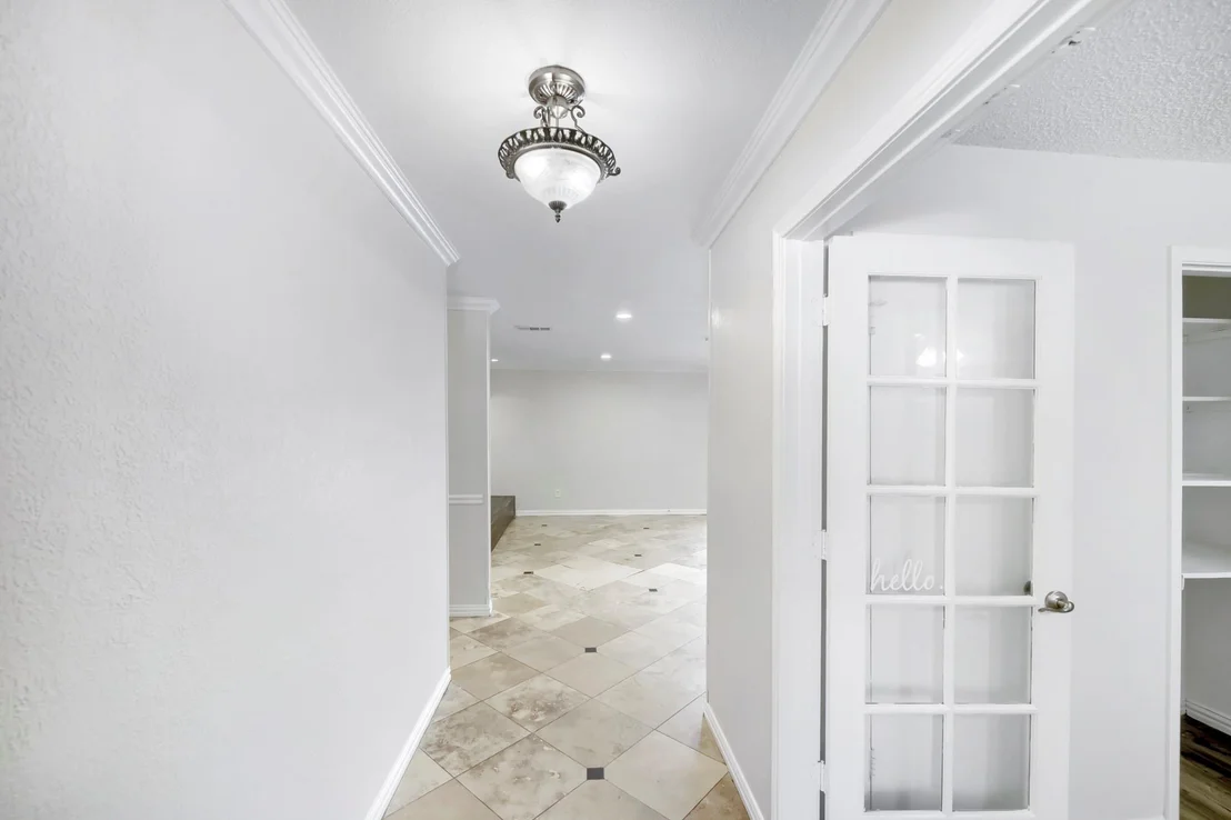 Photo of 917 Stratford Drive
