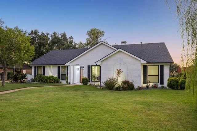 Photo of 1695 Plummer Drive