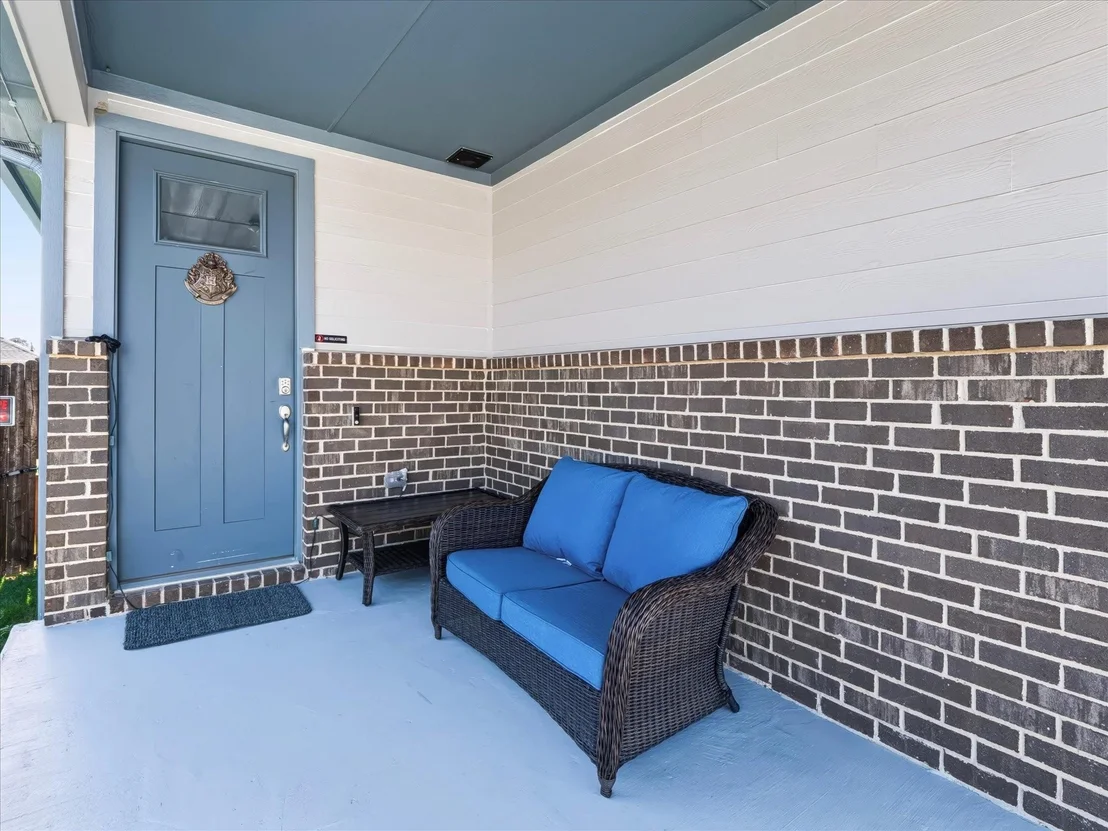 Photo of 2220 Redwing Drive