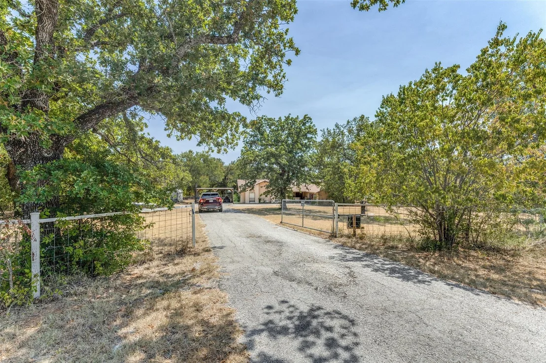 Photo of 885 Kyle Circle