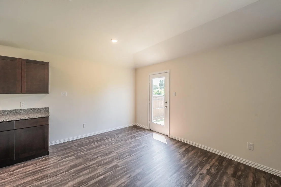 Photo of 433 Rose Avenue