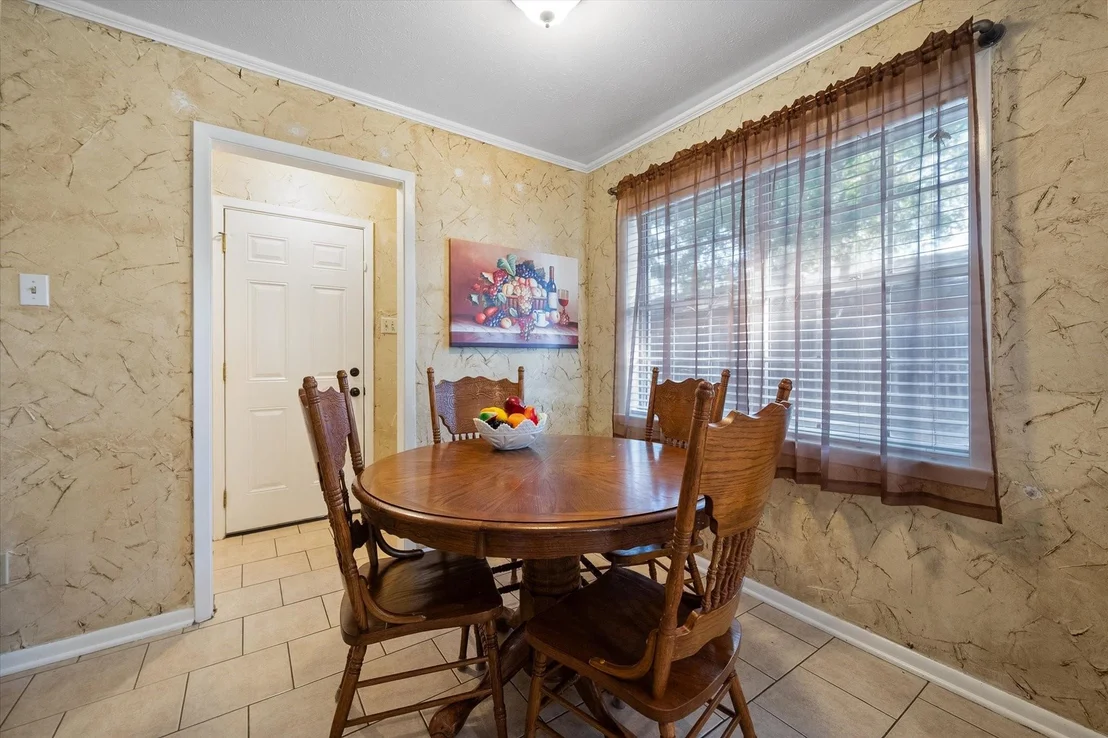 Photo of 929 Madison Square