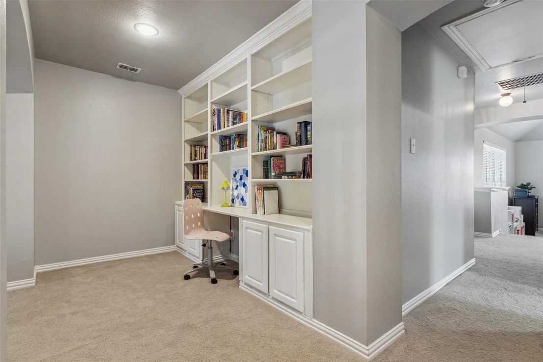 Photo of 9740 Plains Circle