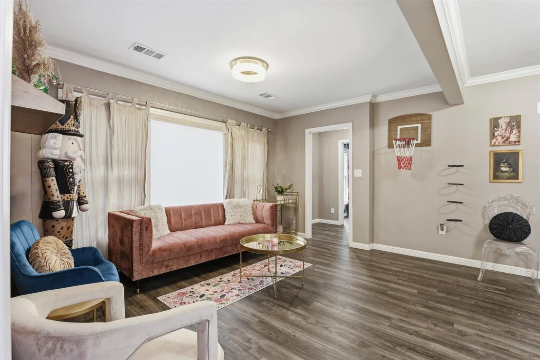Photo of 216 Sunset Drive