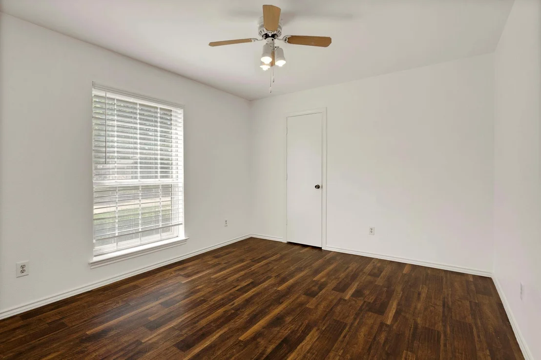 Photo of 2207 Glen Forest Lane
