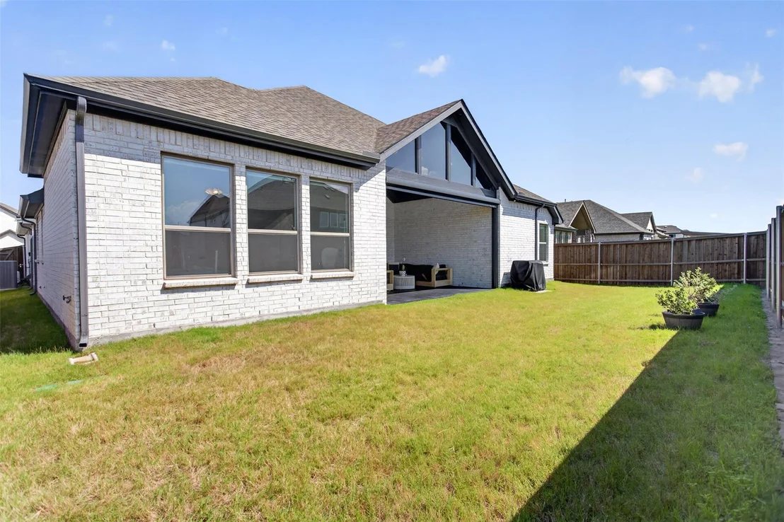Photo of 1121 Alaska Drive