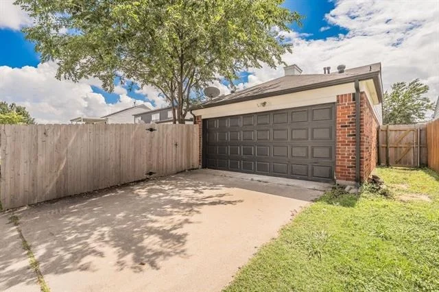 Photo of 1548 High Pointe Lane