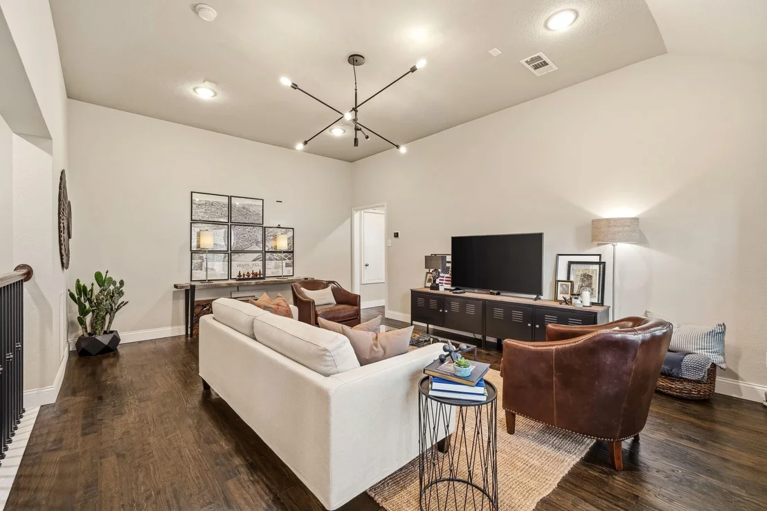 Photo of 7505 Willowbend Drive