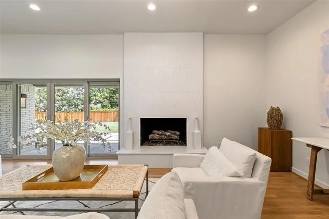 Photo of 7431 Larchview