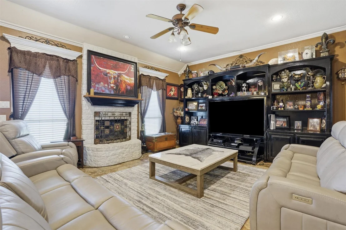Photo of 7229 County Road 1205