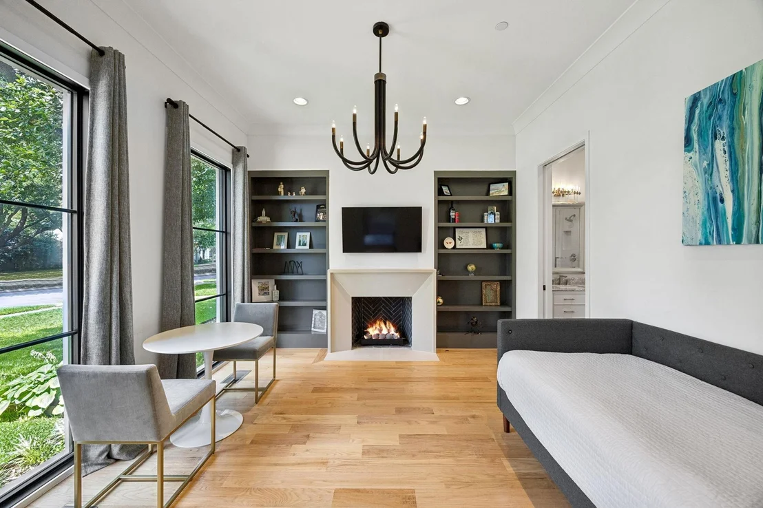 Photo of 4437 Grassmere Lane