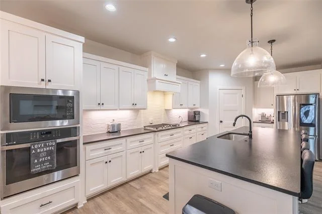 Photo of 7737 White Rock Road