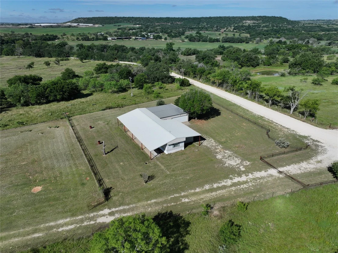 Photo of 1690 County Road 530