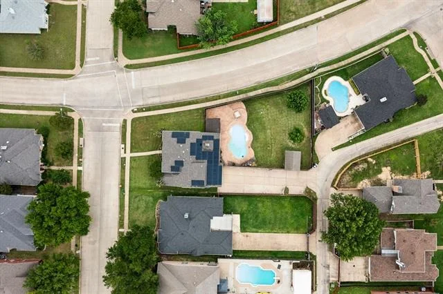 Photo of 918 E Grubb Drive