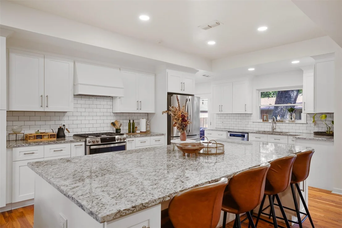 Photo of 1417 Sylvan Drive
