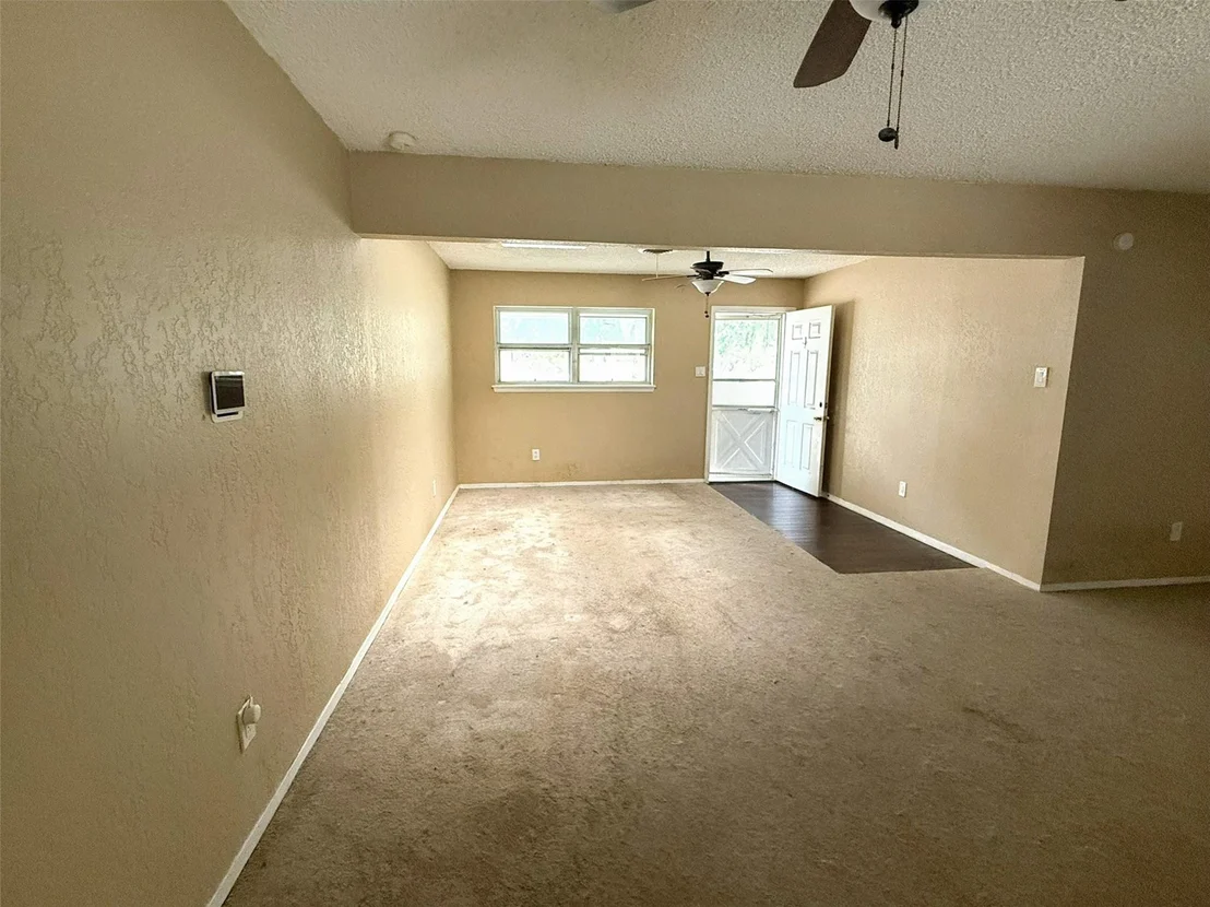 Photo of 3010 Grand Avenue
