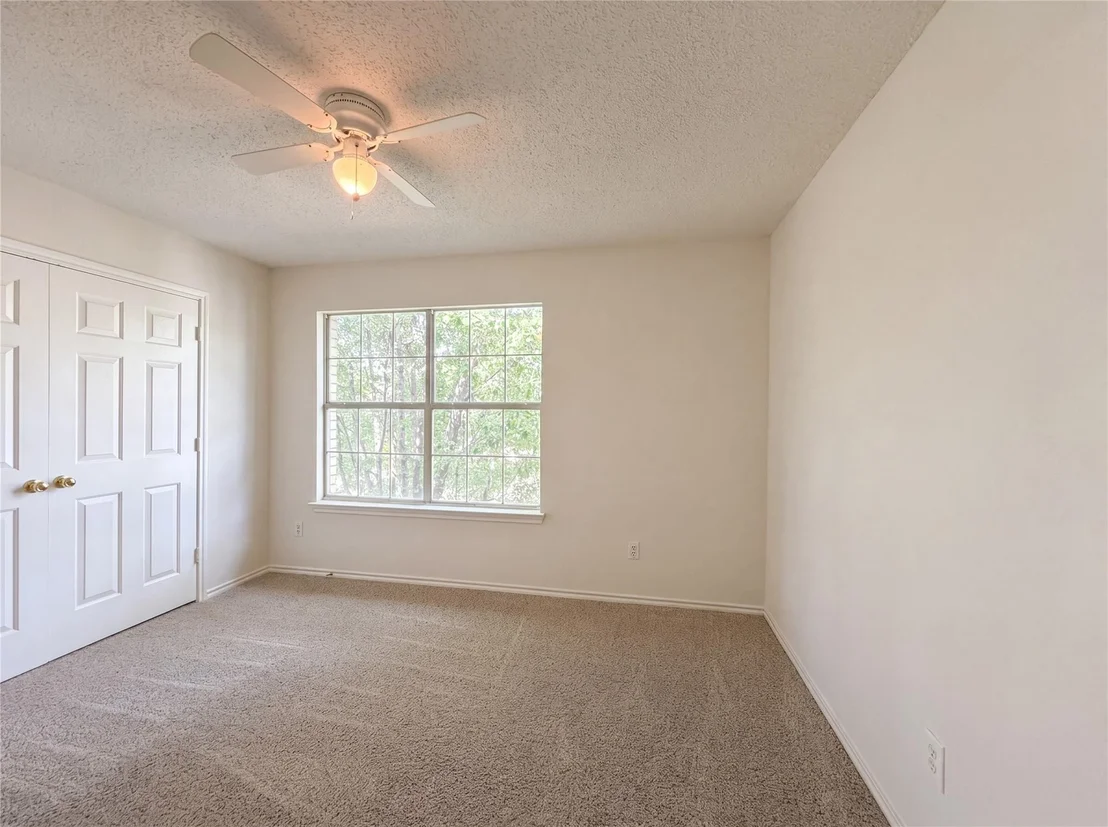Photo of 2320 Bantry Lane