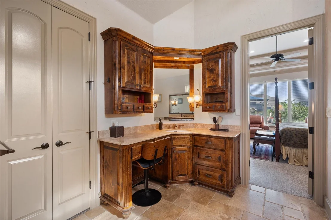 Photo of 103 Oak Grove Lane