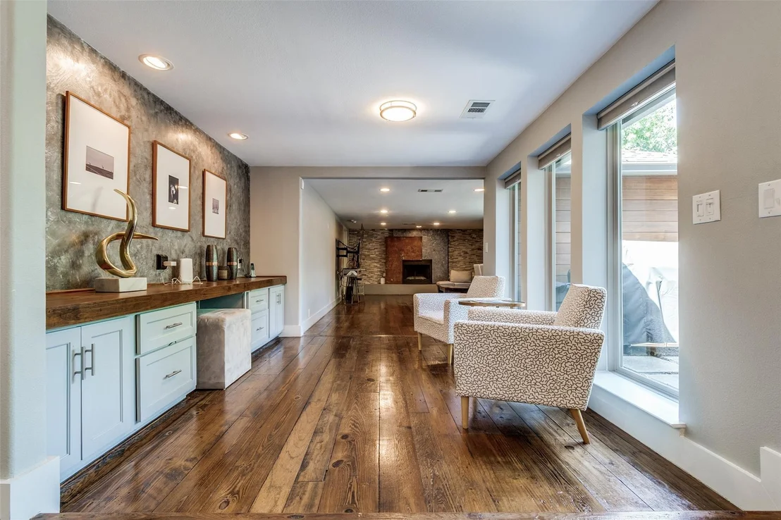 Photo of 5323 Denton Drive