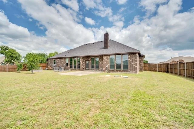 Photo of 100 Windsor Circle
