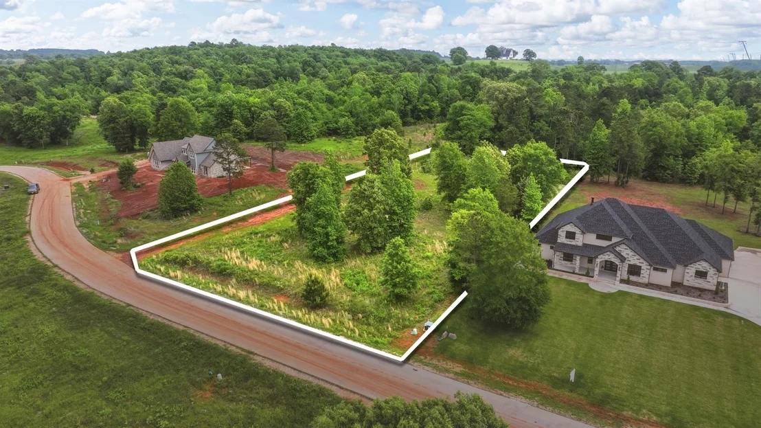 Photo of 830 Stone Chimney Rd