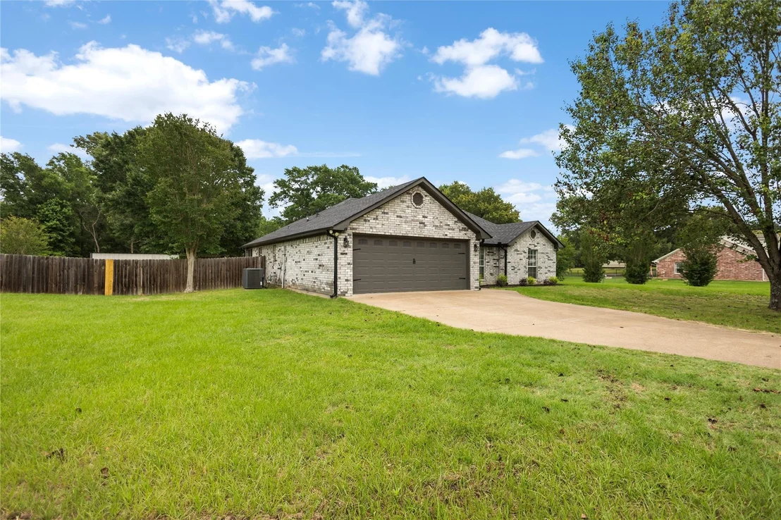 Photo of 3589 Lansing Switch Road