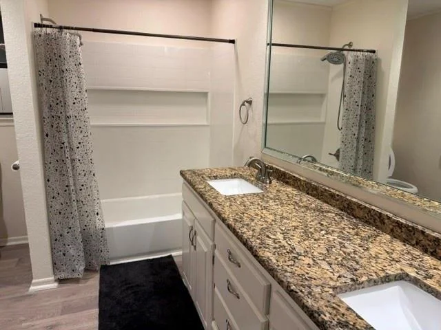 Photo of 812 Crestline Drive