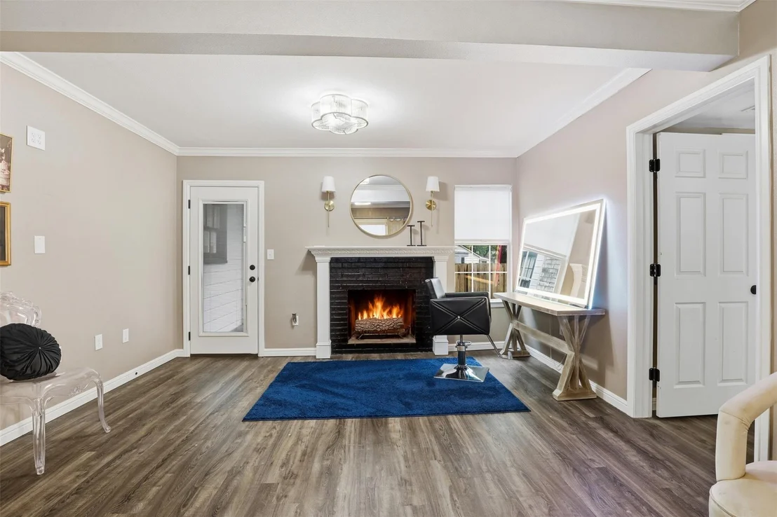 Photo of 216 Sunset Drive