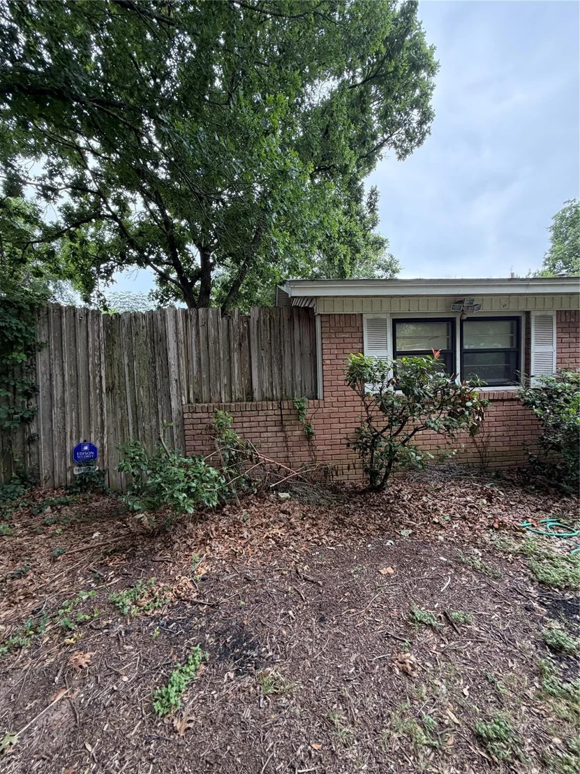 Photo of 2324 Oak Cliff Drive