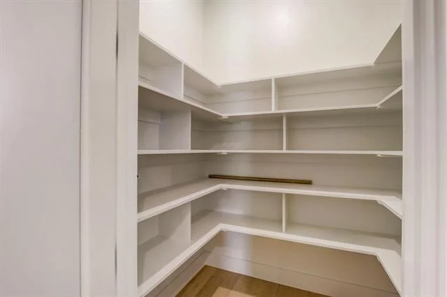 Photo of 1007 Meadow Wood Terrace