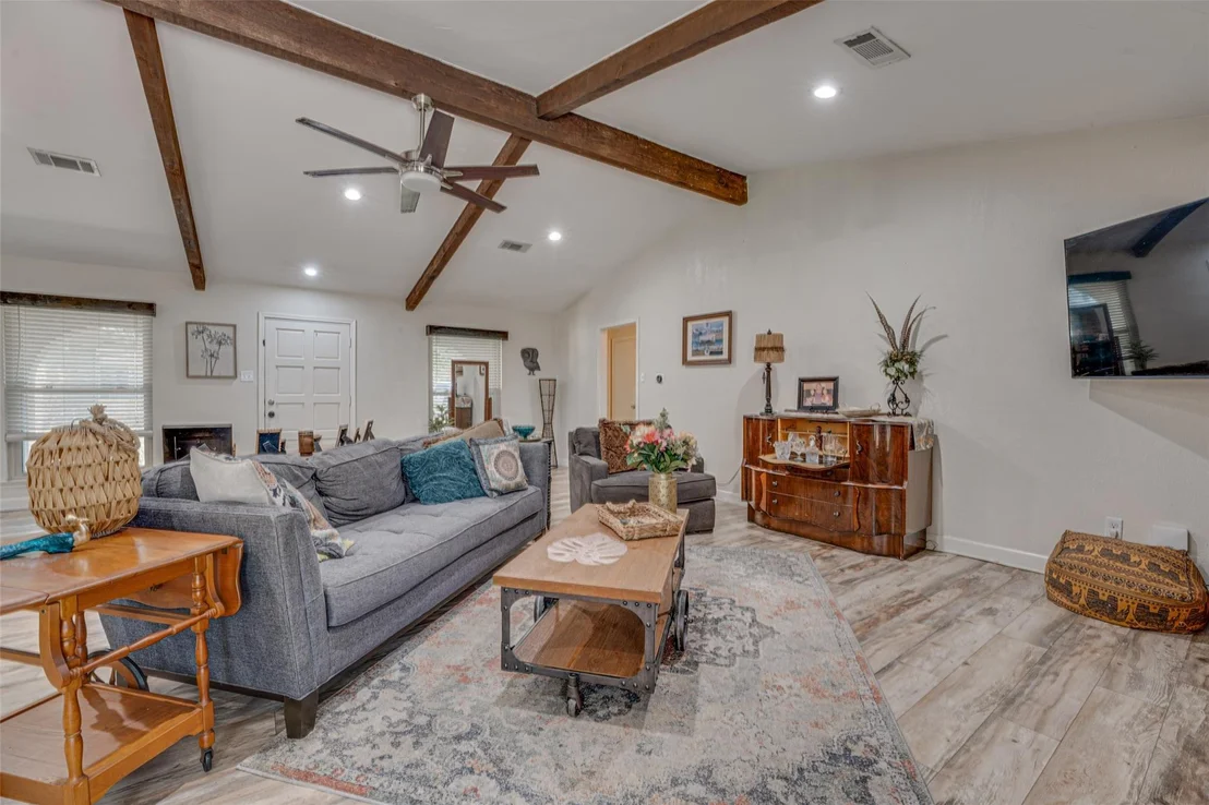Photo of 903 Walnut Street