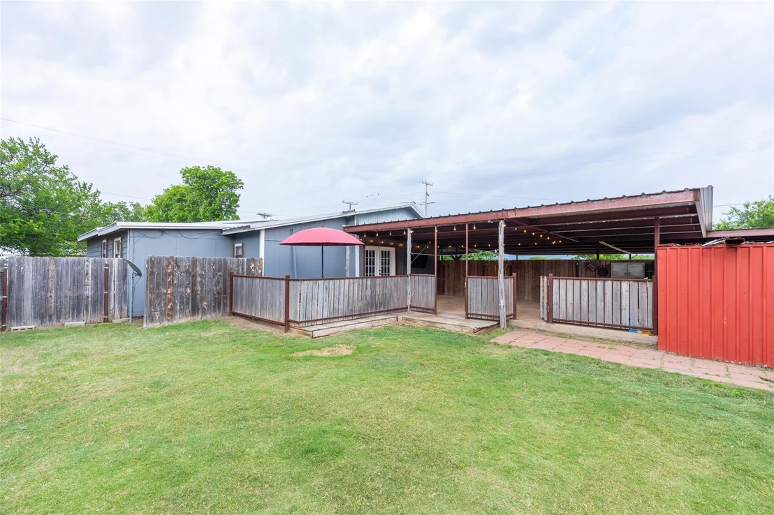 Photo of 102 Scurry Avenue