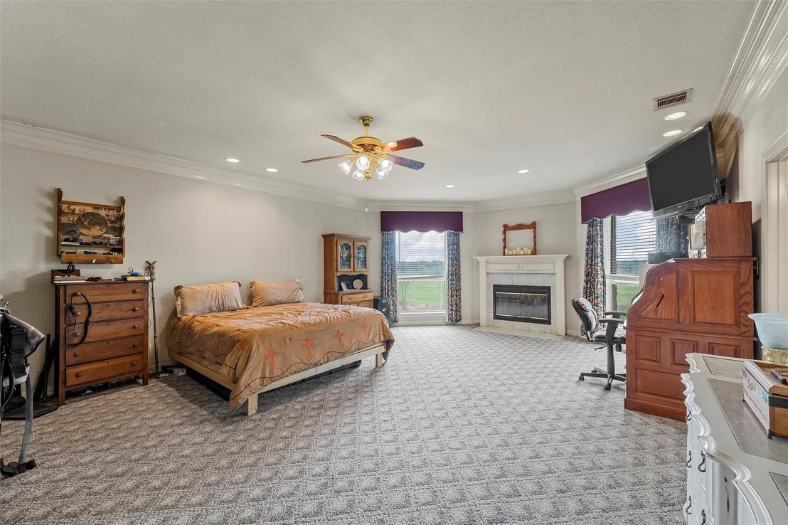 Photo of 654 County Road 473