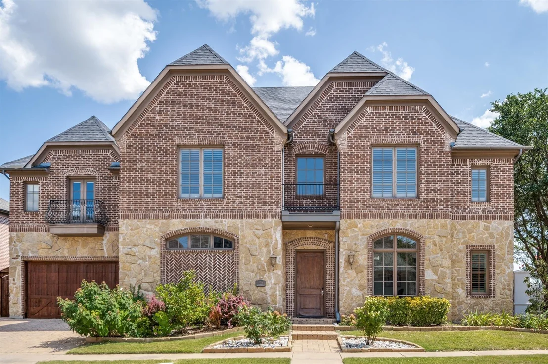Photo of 5764 Quebec Lane
