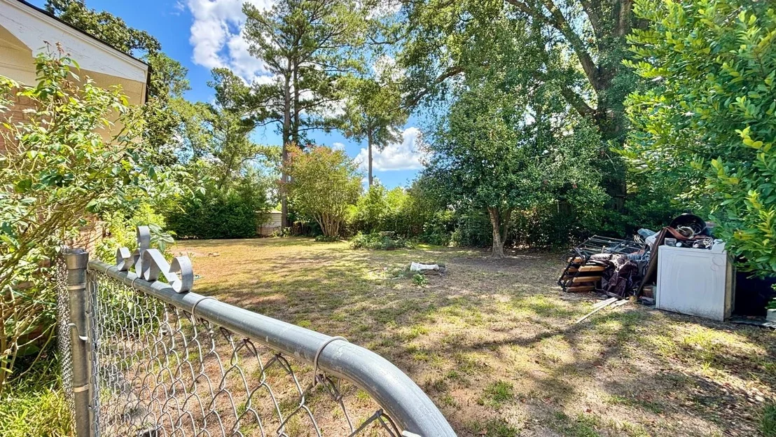 Photo of 1723 Montrose Drive