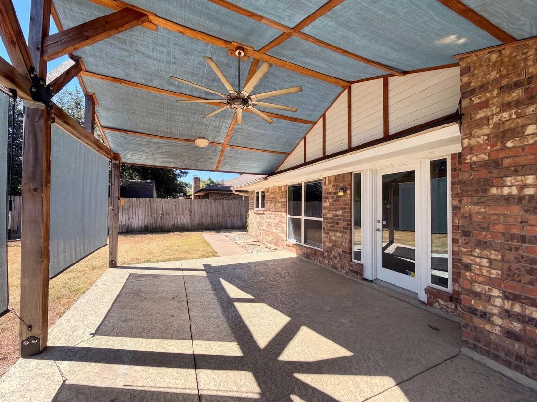 Photo of 1208 Hillcrest Drive