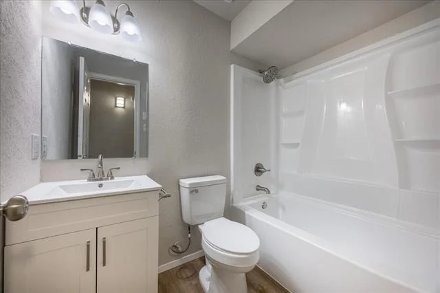 Photo of 301 Bellaire Drive