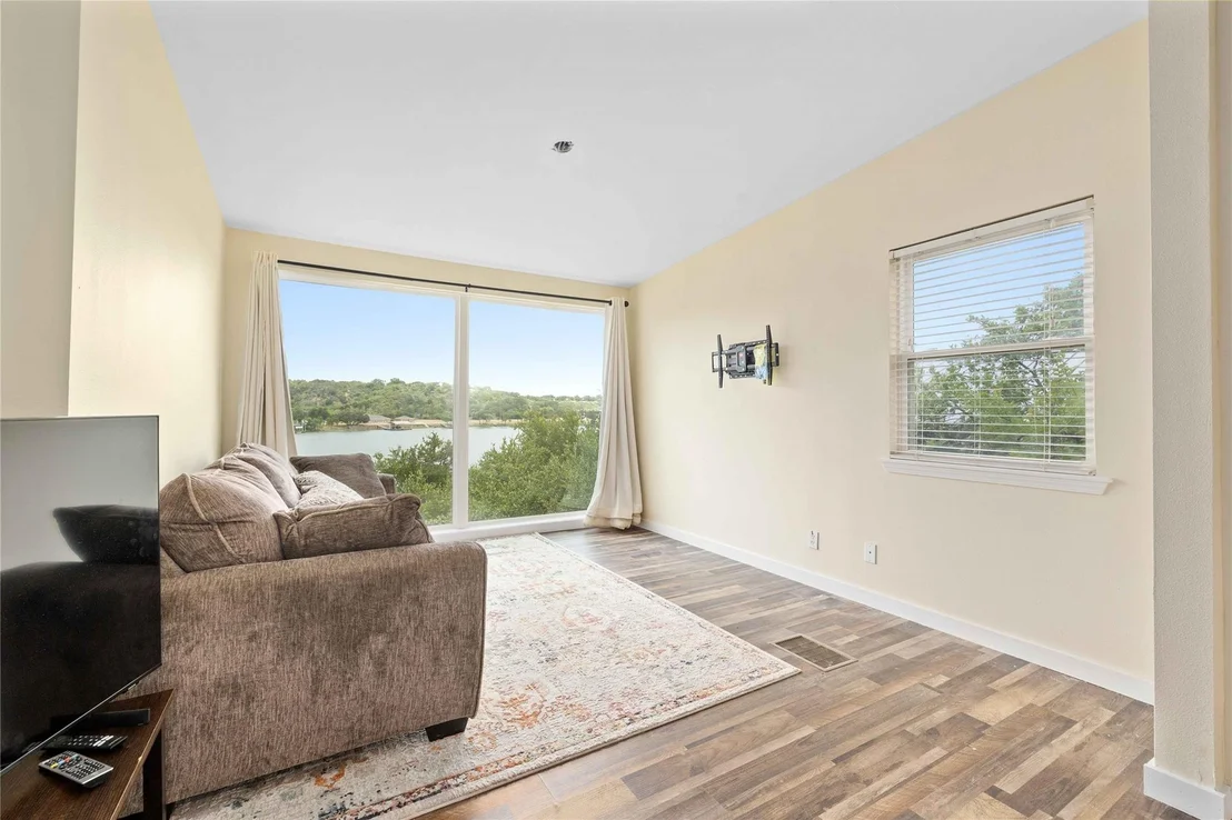 Photo of 201 Cove Circle