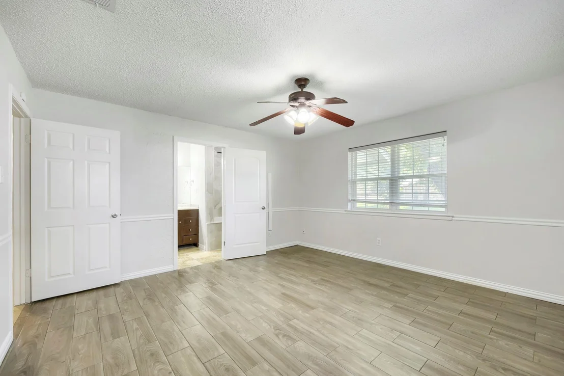 Photo of 917 Stratford Drive