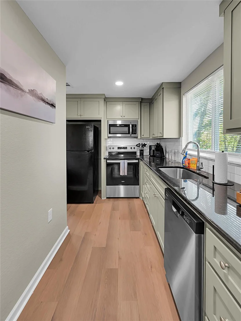 Photo of 924 Gurley Lane