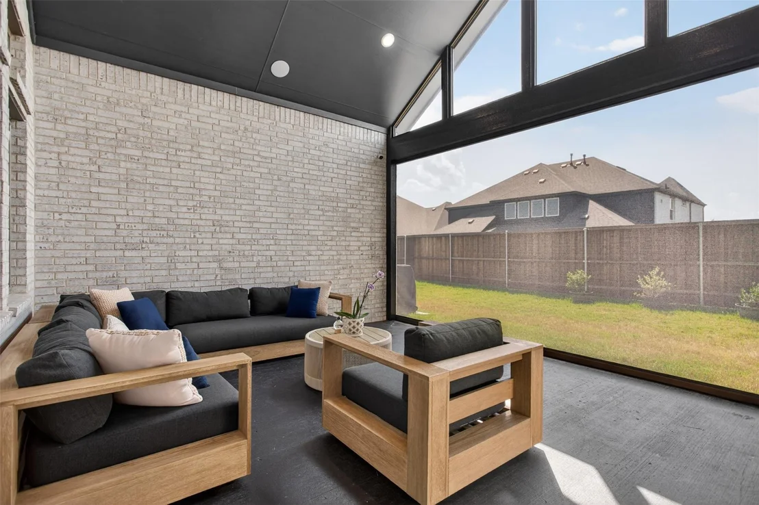 Photo of 1121 Alaska Drive