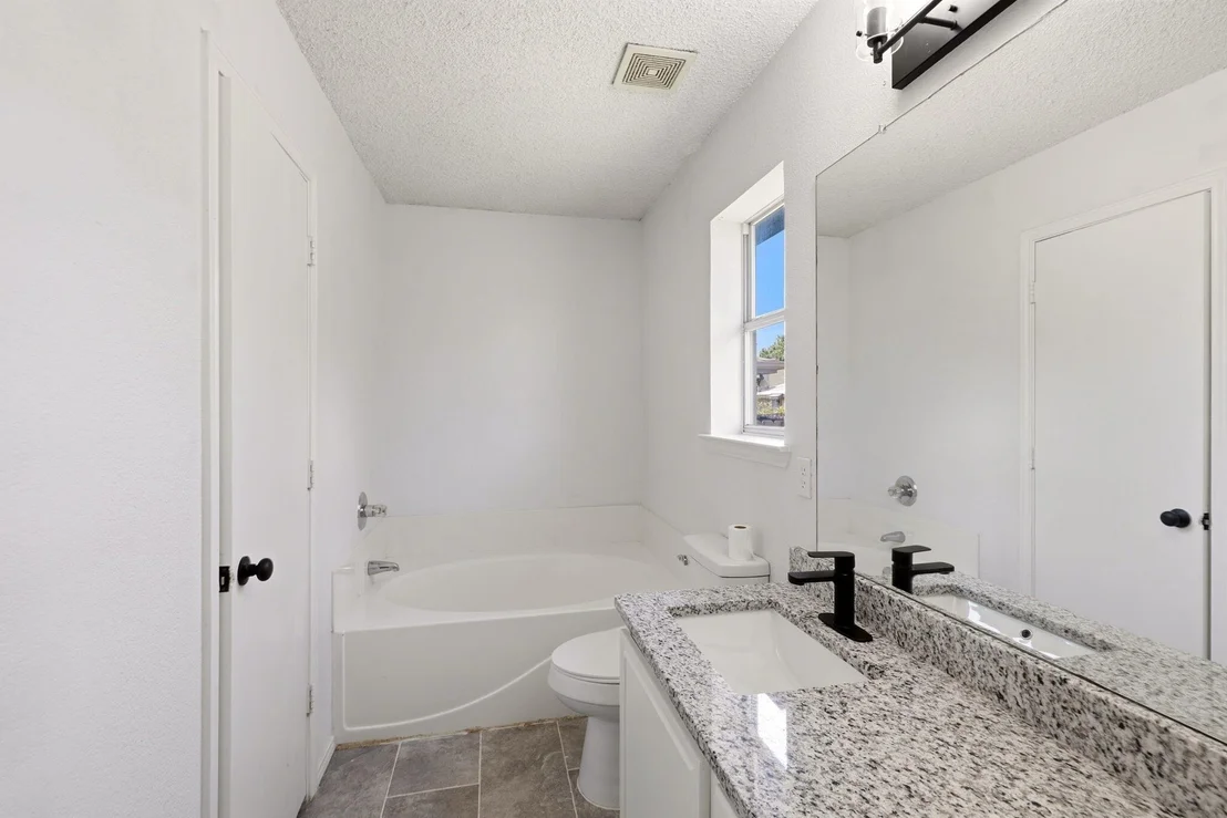 Photo of 8195 Waterside Trail