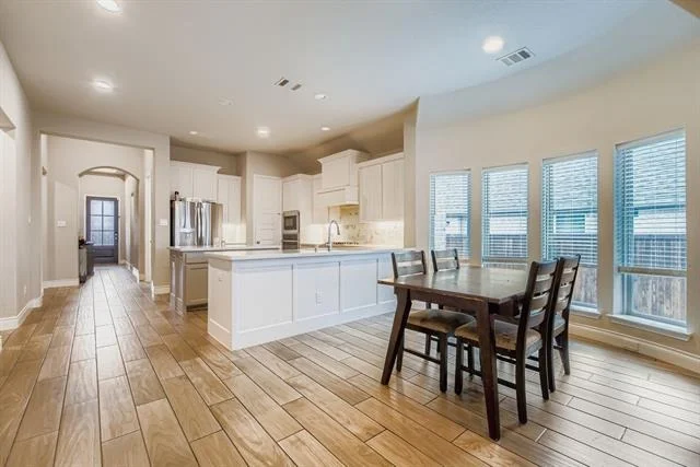 Photo of 833 Knoxbridge Road