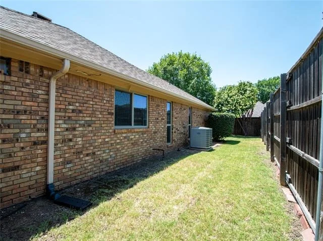 Photo of 903 Meadow Creek Drive