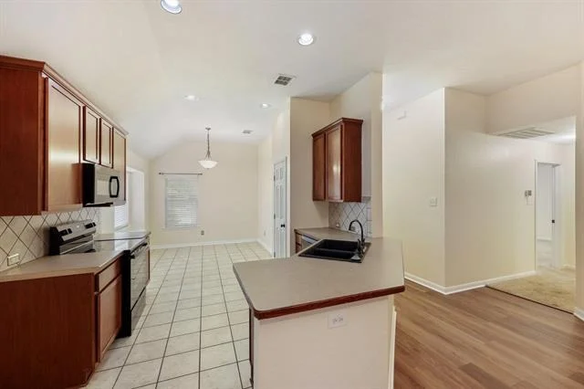 Photo of 1253 Mountain Peak Drive