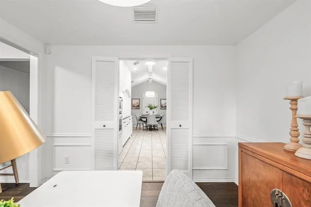 Photo of 4405 Avonshire Lane