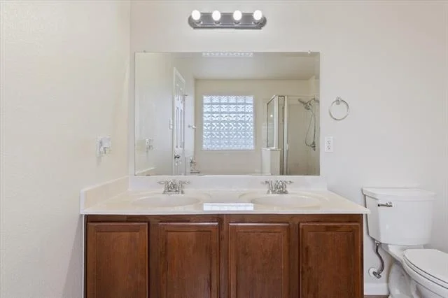 Photo of 224 Starlight Drive